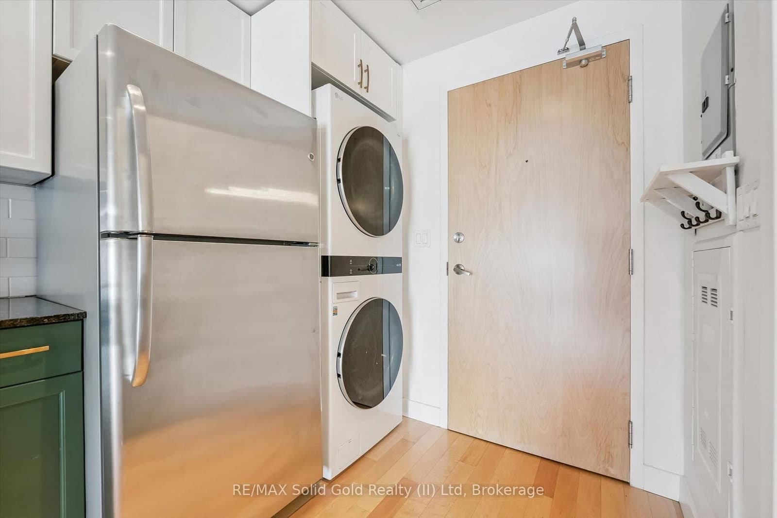 188 King Street S, Unit 209 thumbnail 33