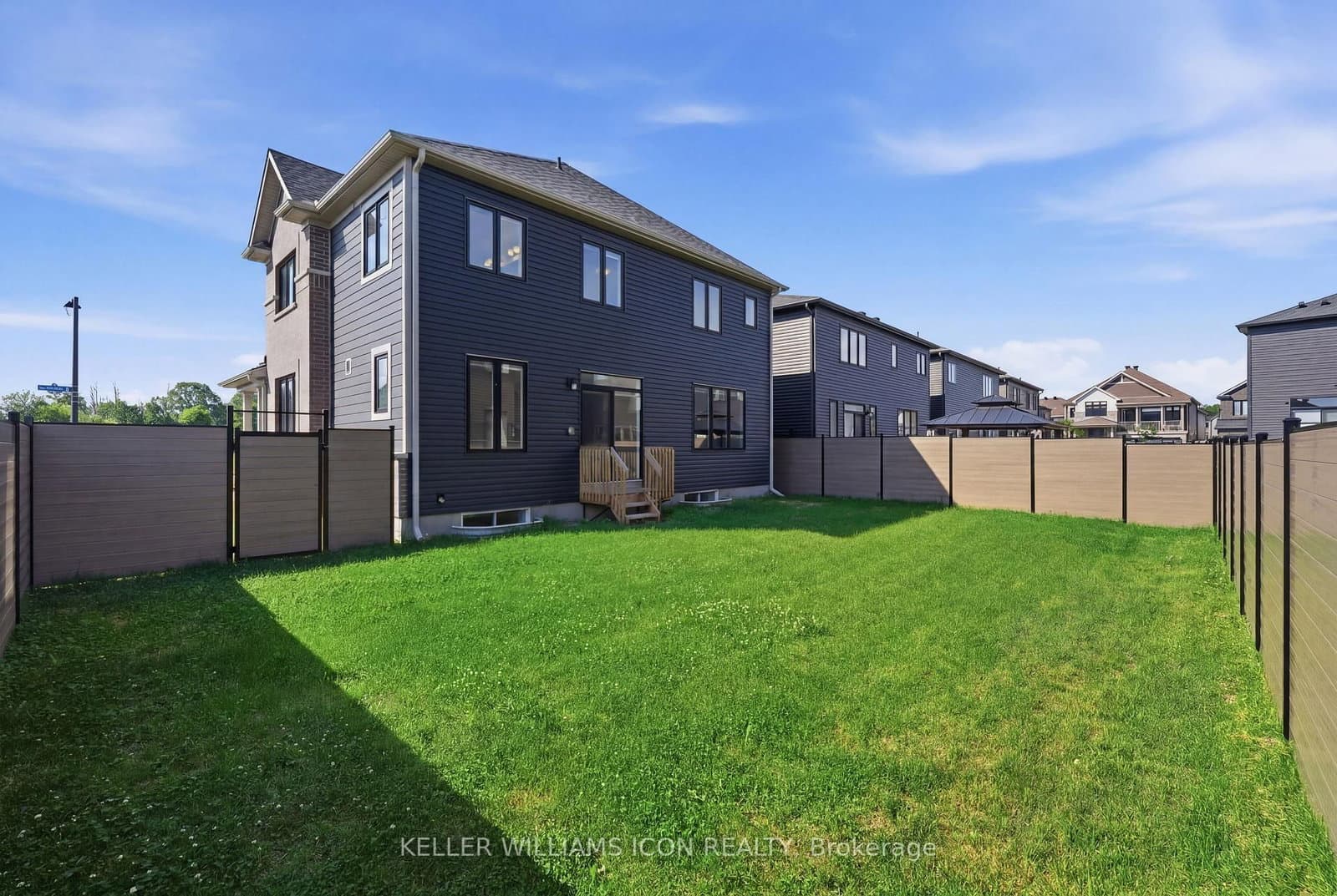768 Shoal Street thumbnail 41