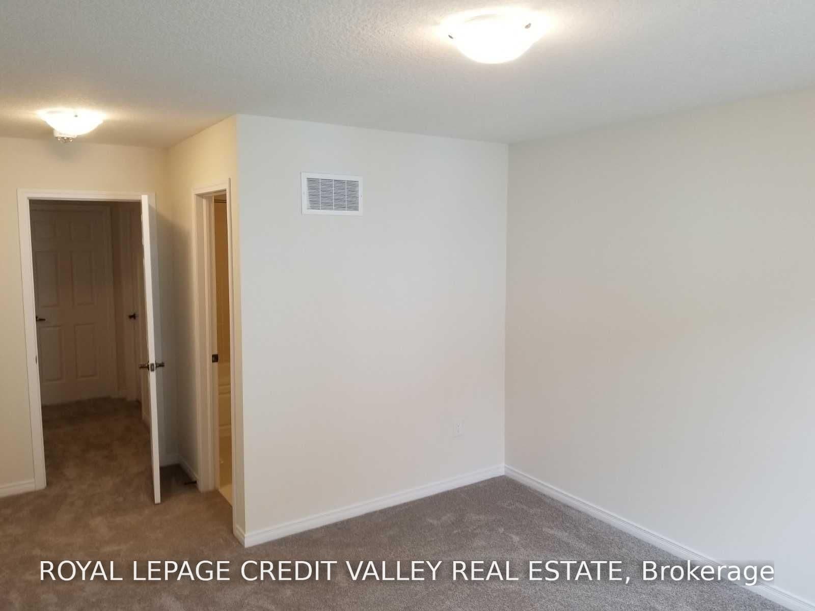 76 Fleming Crescent thumbnail 13