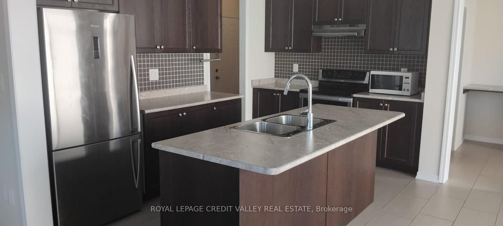 76 Fleming Crescent thumbnail 4