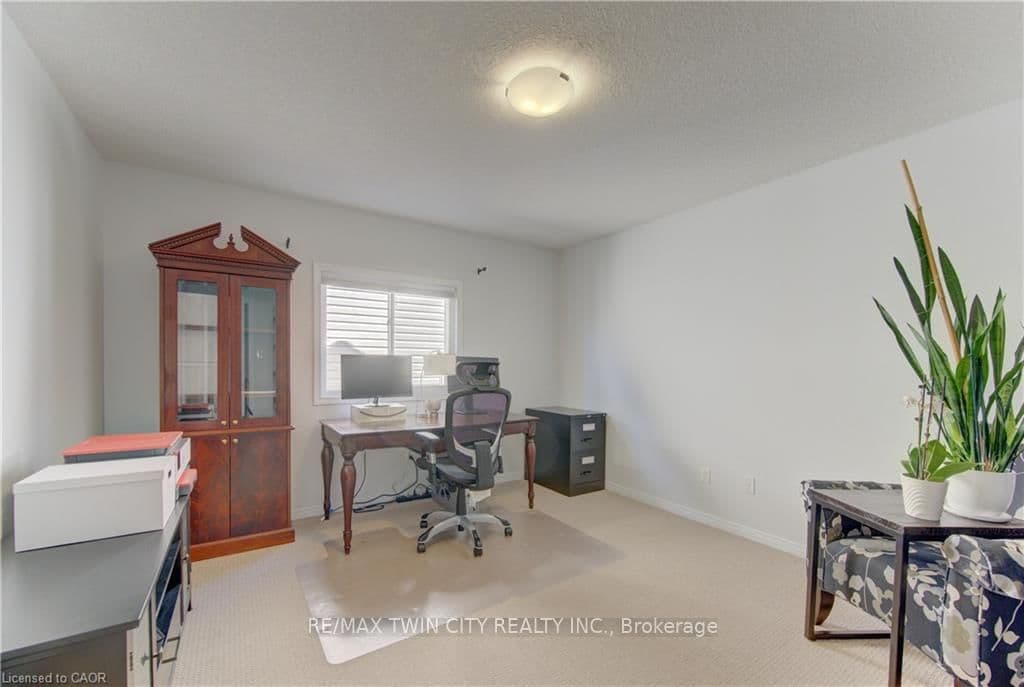 232 CRANBROOK Street thumbnail 23