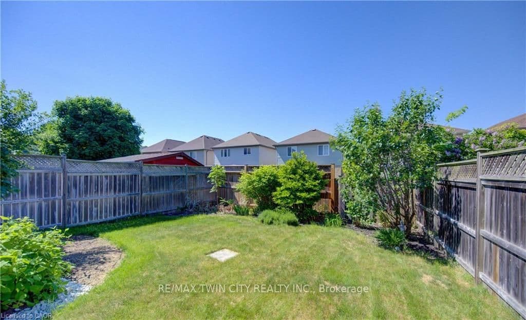 232 CRANBROOK Street thumbnail 38