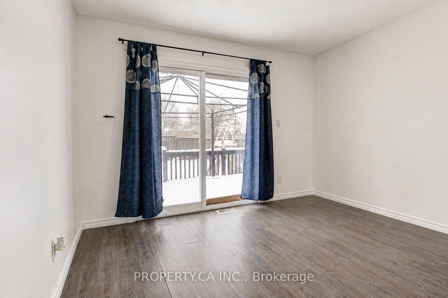 71 Highpark Avenue, Unit Upper thumbnail 11