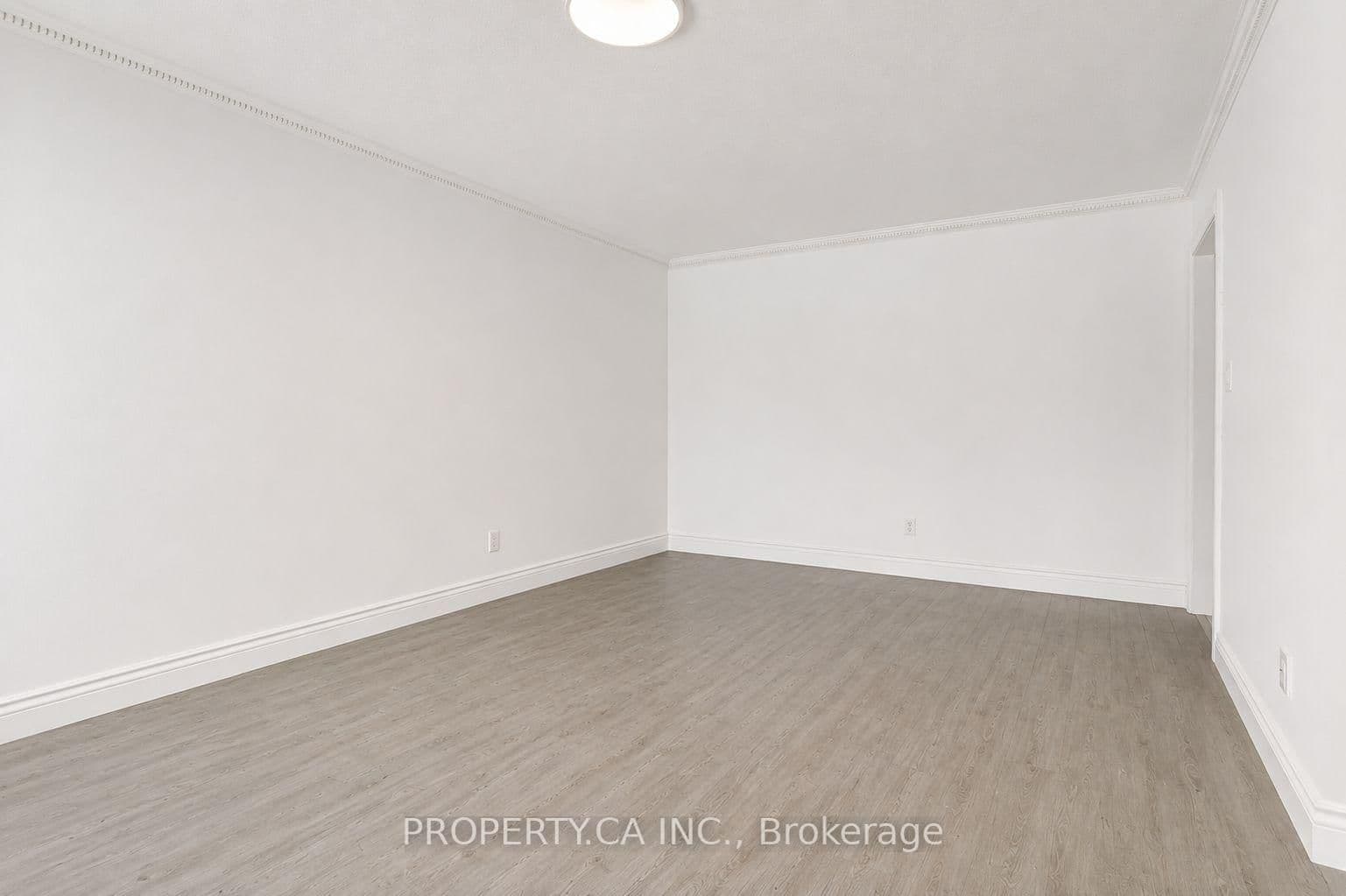 71 Highpark Avenue, Unit Upper thumbnail 6