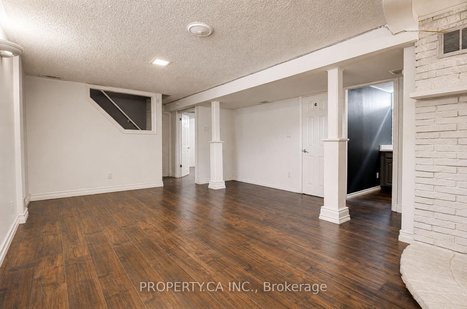 71 Highpark Avenue, Unit Lower thumbnail 5