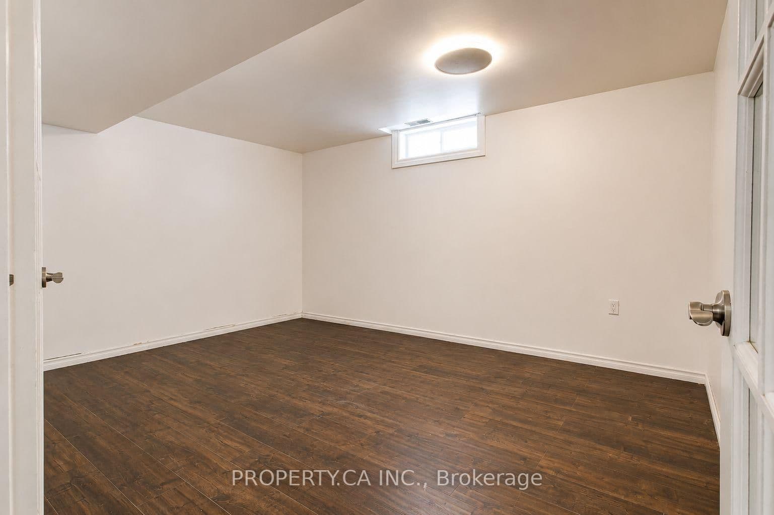 71 Highpark Avenue, Unit Lower thumbnail 8