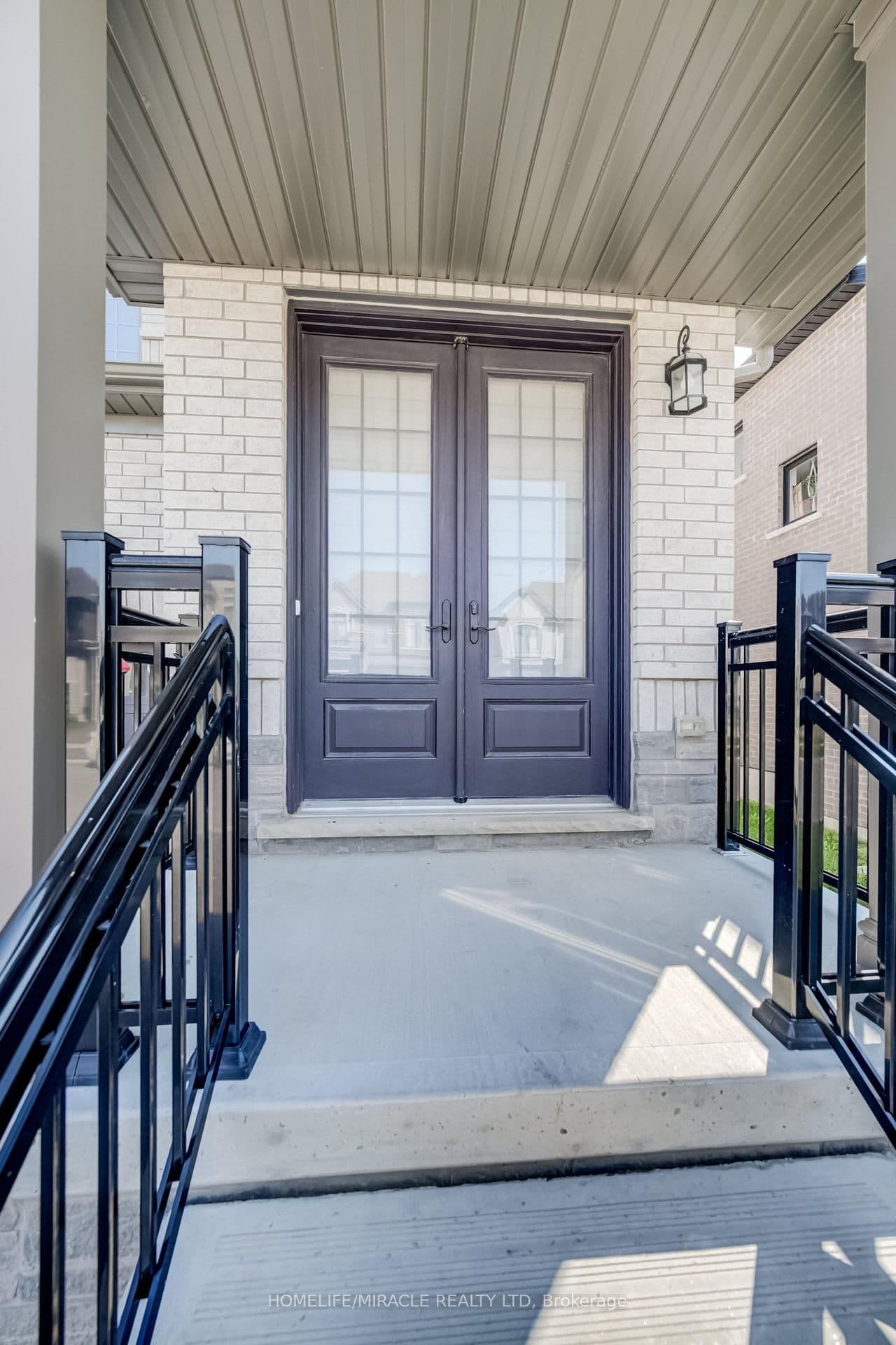76 Mackay Drive thumbnail 4