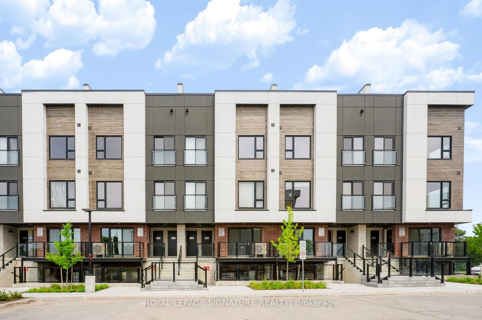 16 Melbourne Avenue, Unit 316B - Image 1
