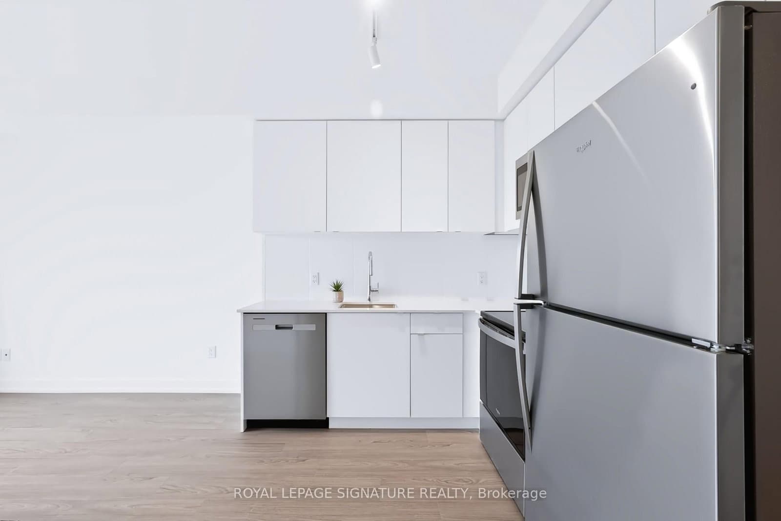 16 Melbourne Avenue, Unit 316B thumbnail 11