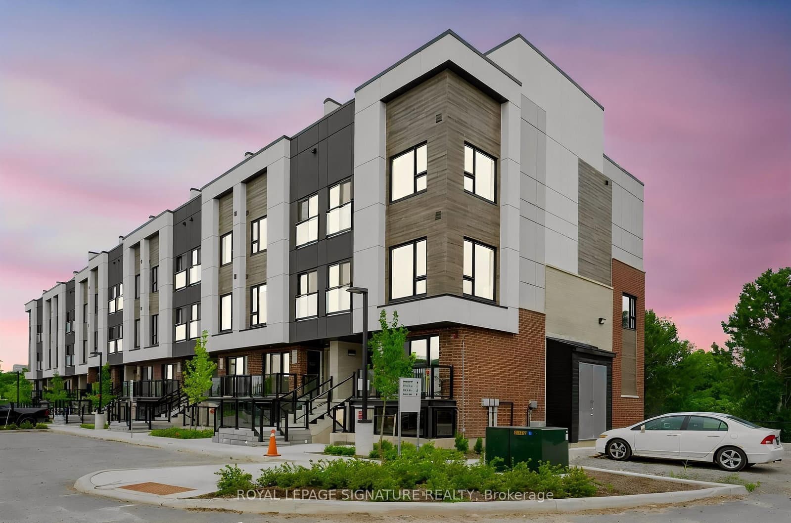 16 Melbourne Avenue, Unit 316B thumbnail 2
