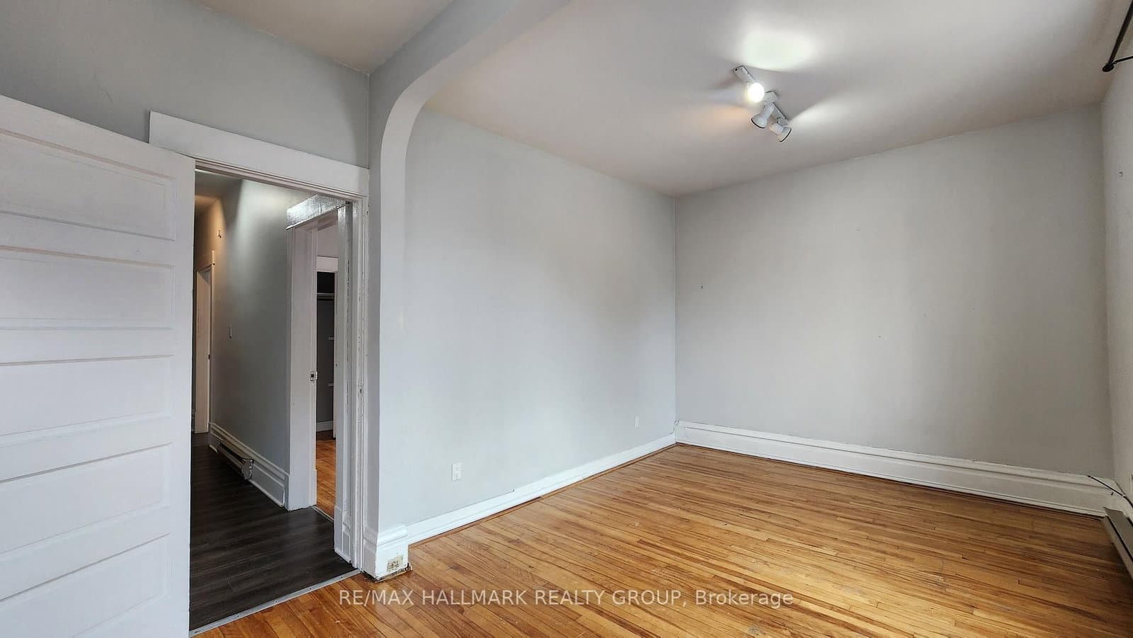 125 Glenora Street, Unit 3 thumbnail 17