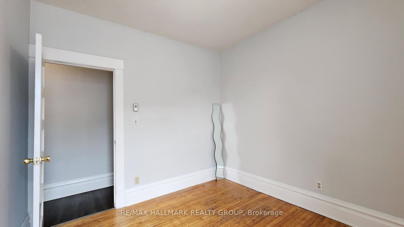 125 Glenora Street, Unit 3 thumbnail 27