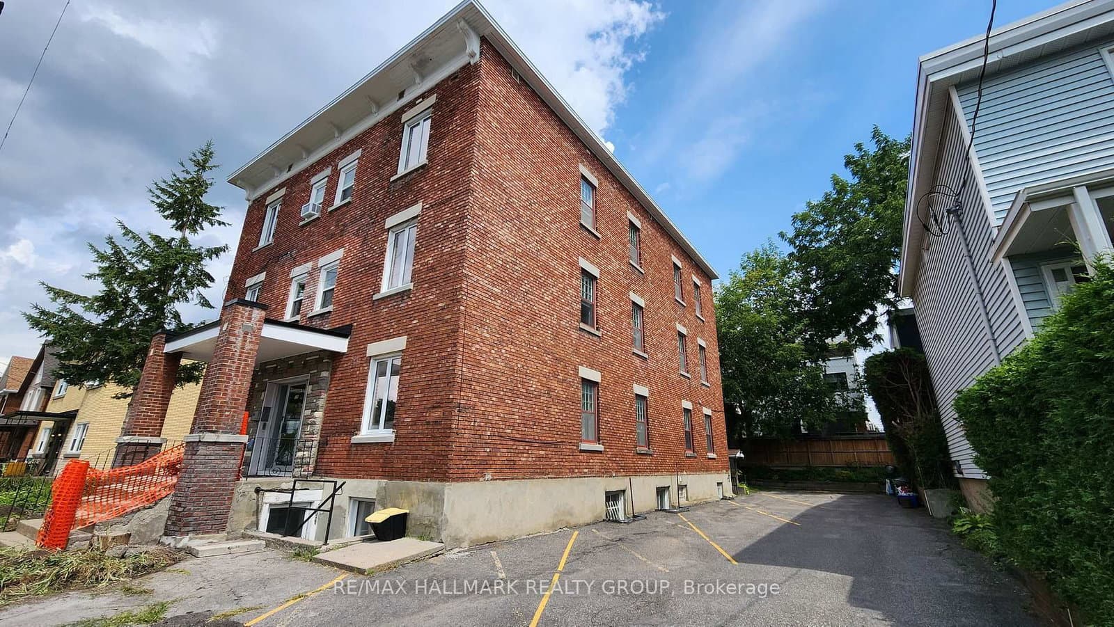 125 Glenora Street, Unit 3 thumbnail 5