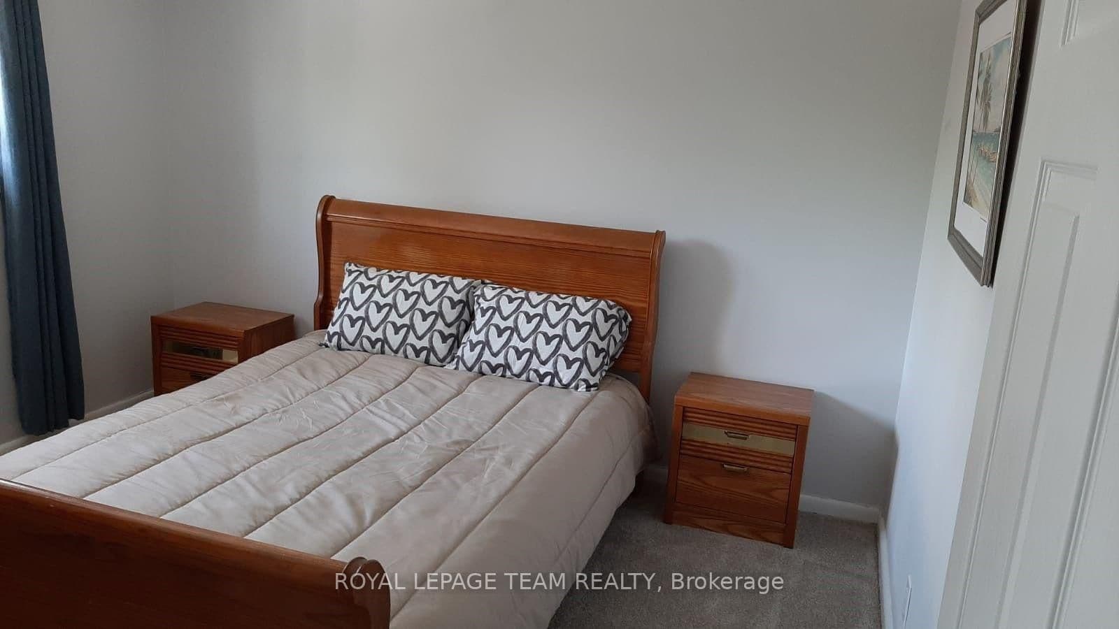 1015 Pinecrest Road, Unit UPSTRS thumbnail 3