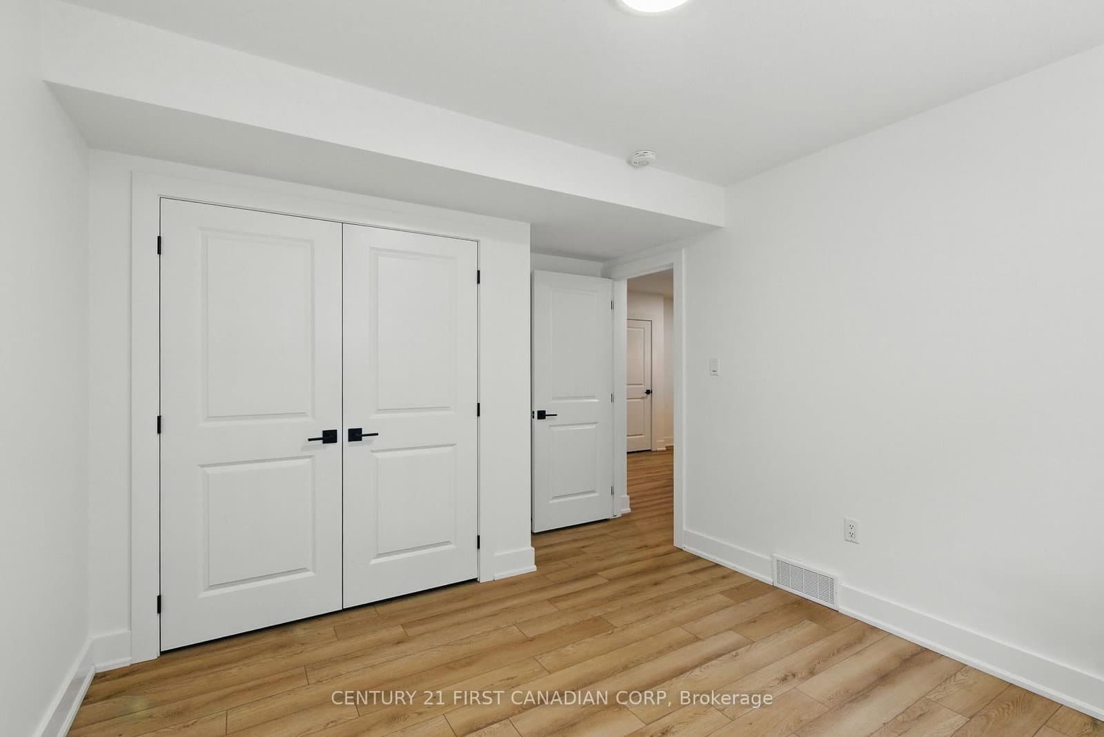 2308 Saddlerock Avenue, Unit Basement thumbnail 11