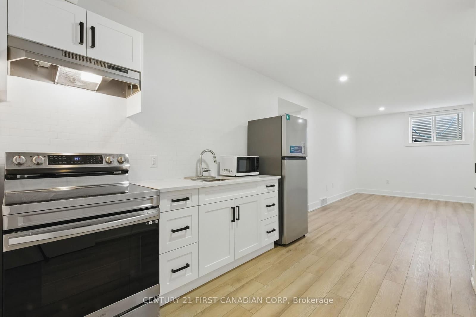 2308 Saddlerock Avenue, Unit Basement thumbnail 4