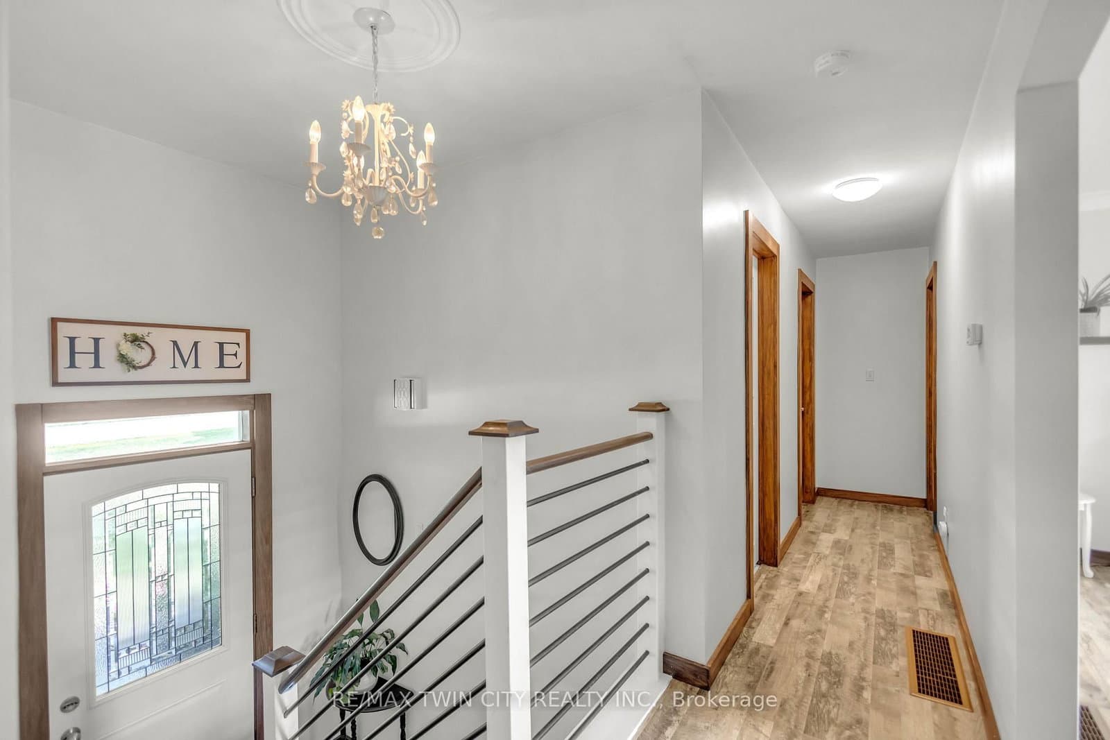60 Brown Avenue thumbnail 4