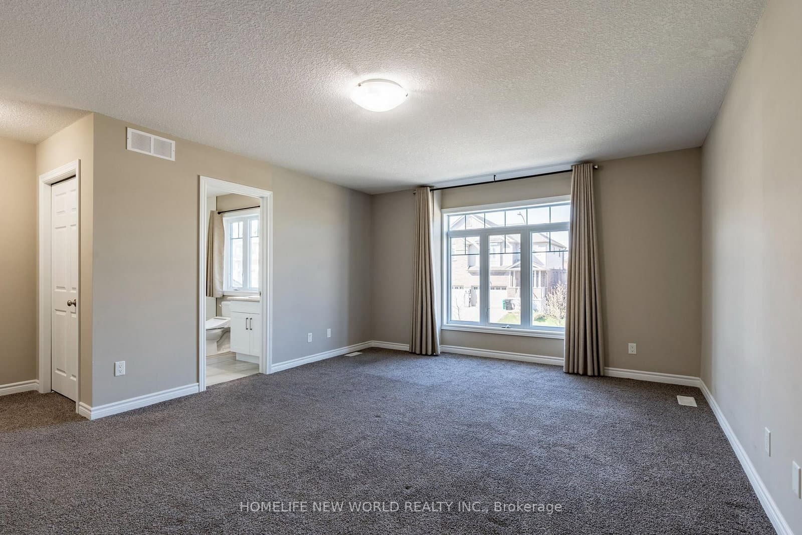 452 Avens Street thumbnail 11