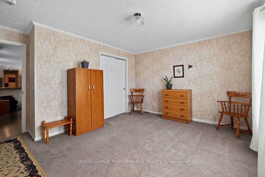 16 Eastgate Avenue thumbnail 26