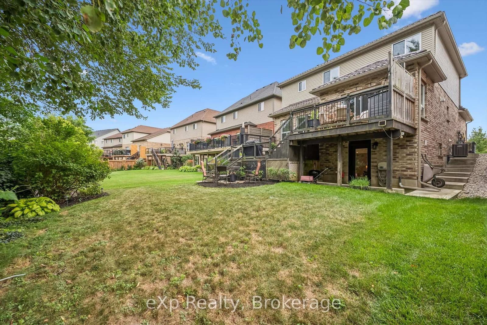 41 Westra Drive thumbnail 43