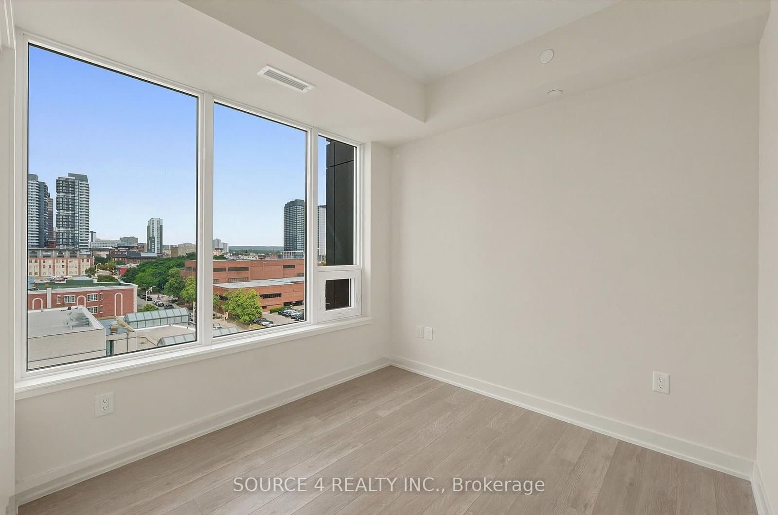 212 King William Street, Unit 815 thumbnail 12