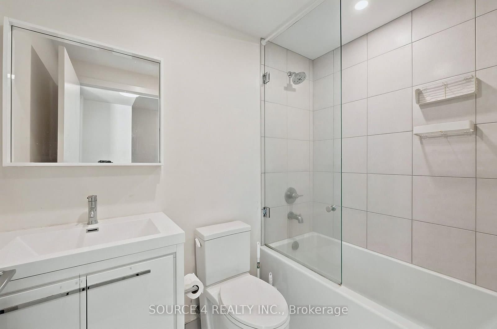212 King William Street, Unit 815 thumbnail 3