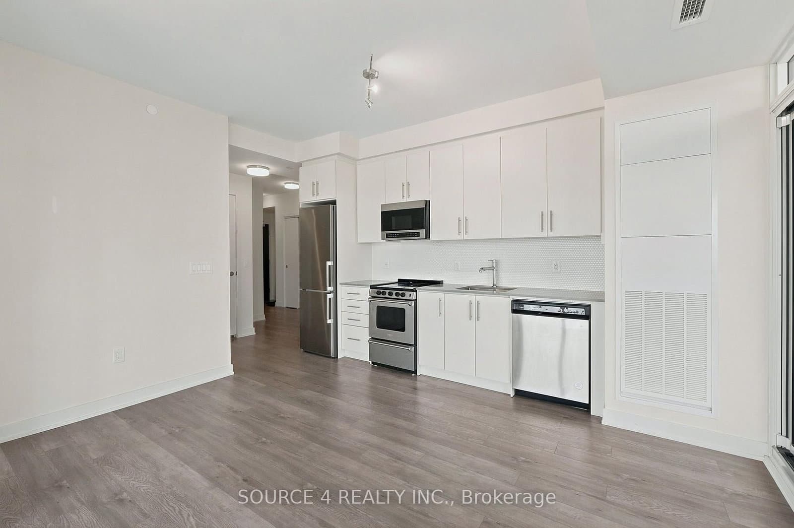212 King William Street, Unit 815 thumbnail 7