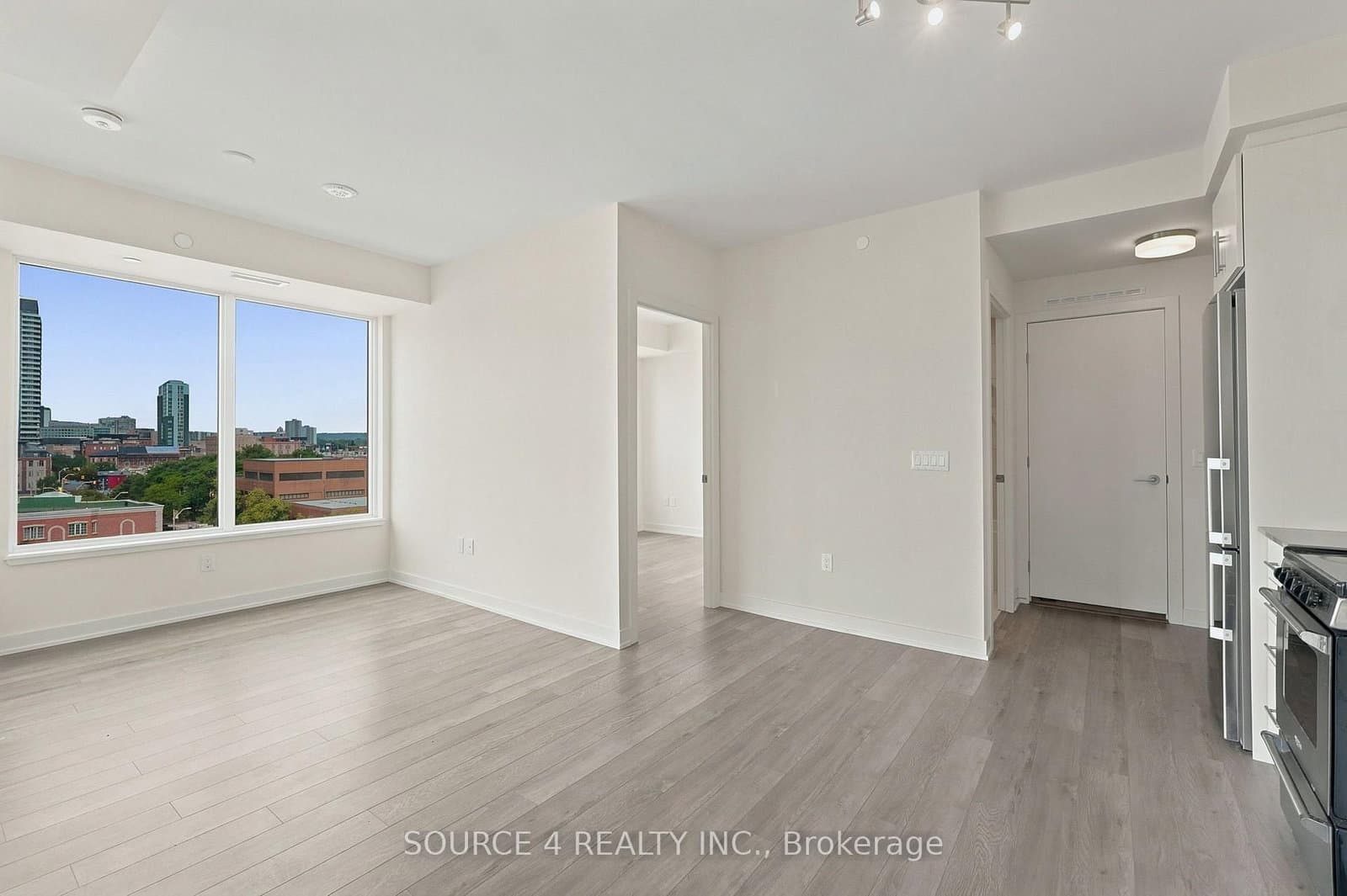 212 King William Street, Unit 815 thumbnail 8