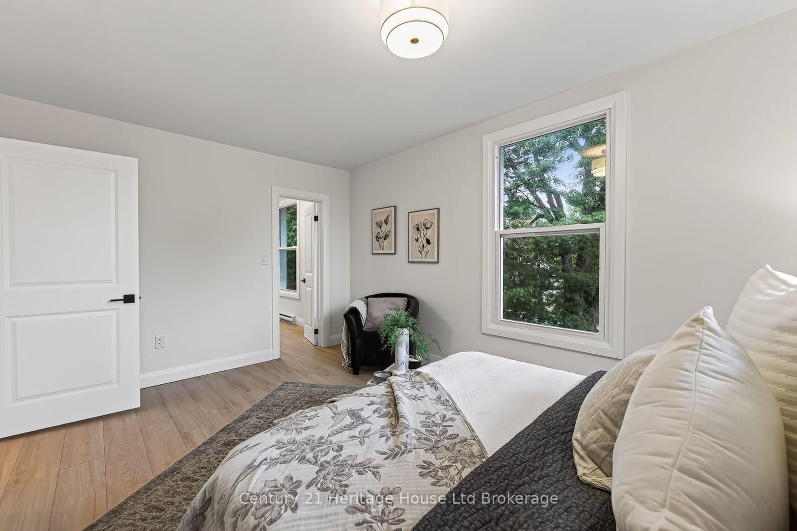 256 Union Street thumbnail 31