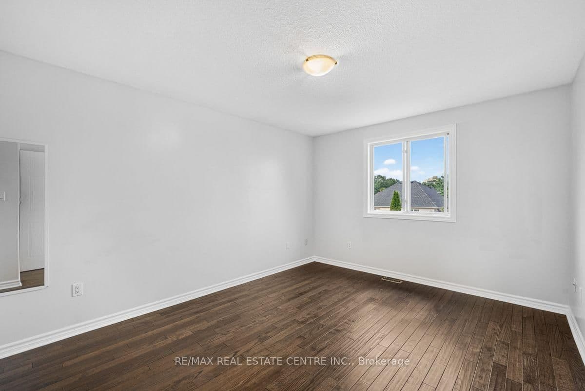 714 OAKCROSSING Road thumbnail 24