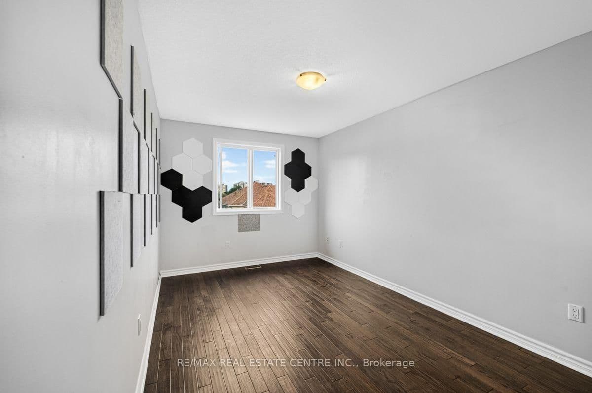 714 OAKCROSSING Road thumbnail 26
