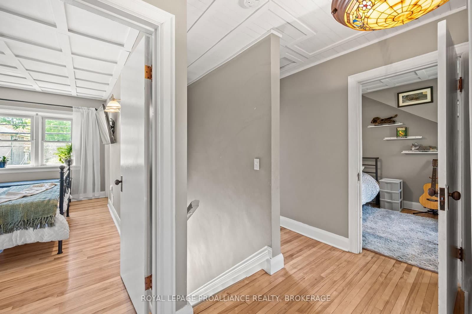 560 King Street W thumbnail 25