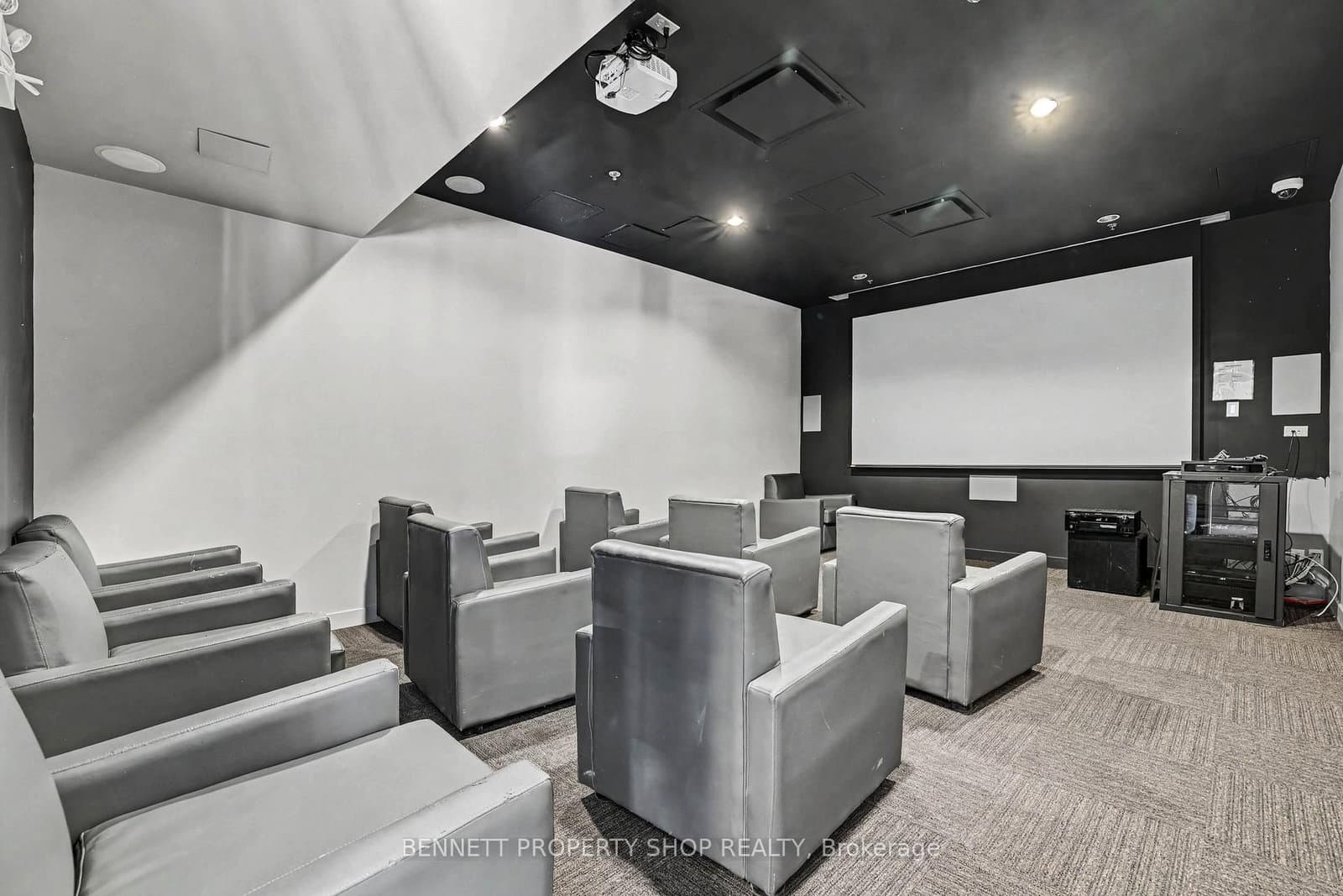 360 McLeod Street, Unit 811 thumbnail 13