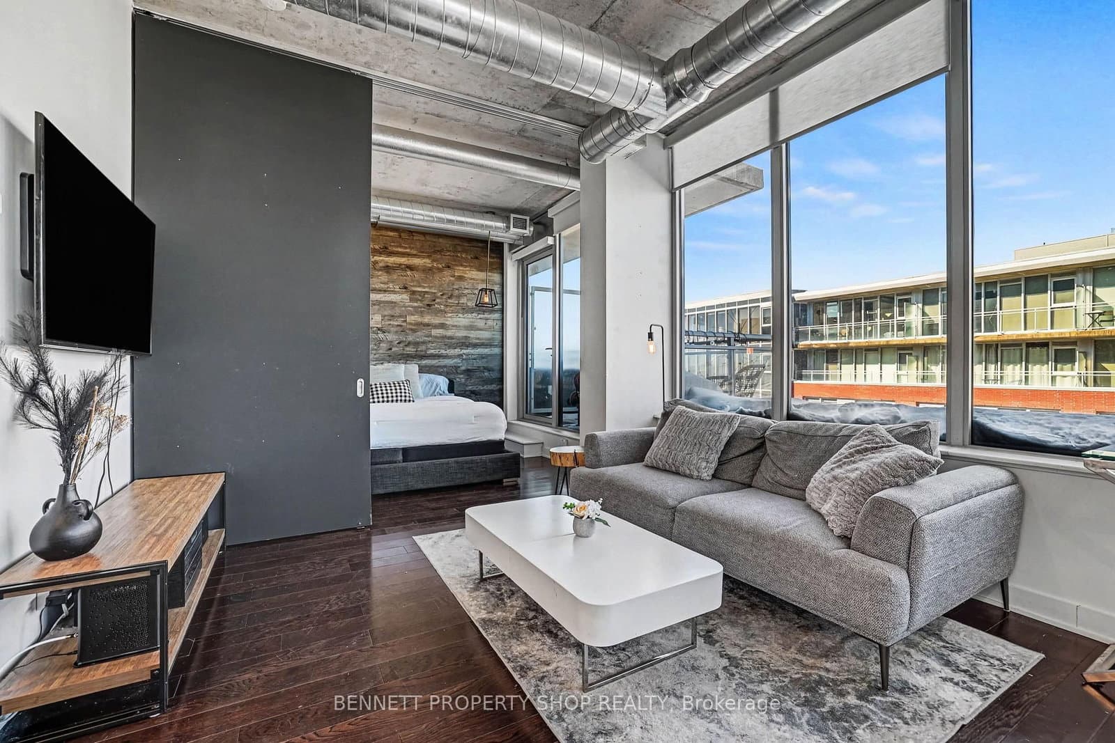 360 McLeod Street, Unit 811 thumbnail 6