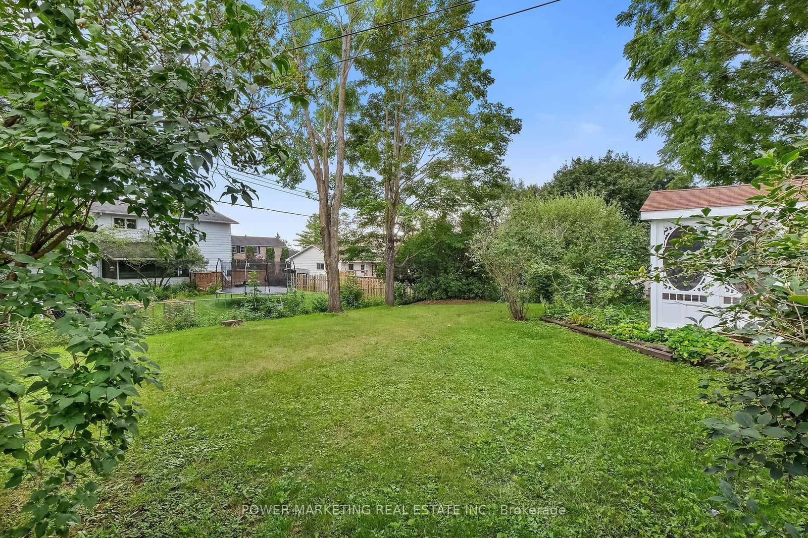 18 GALE Street thumbnail 47