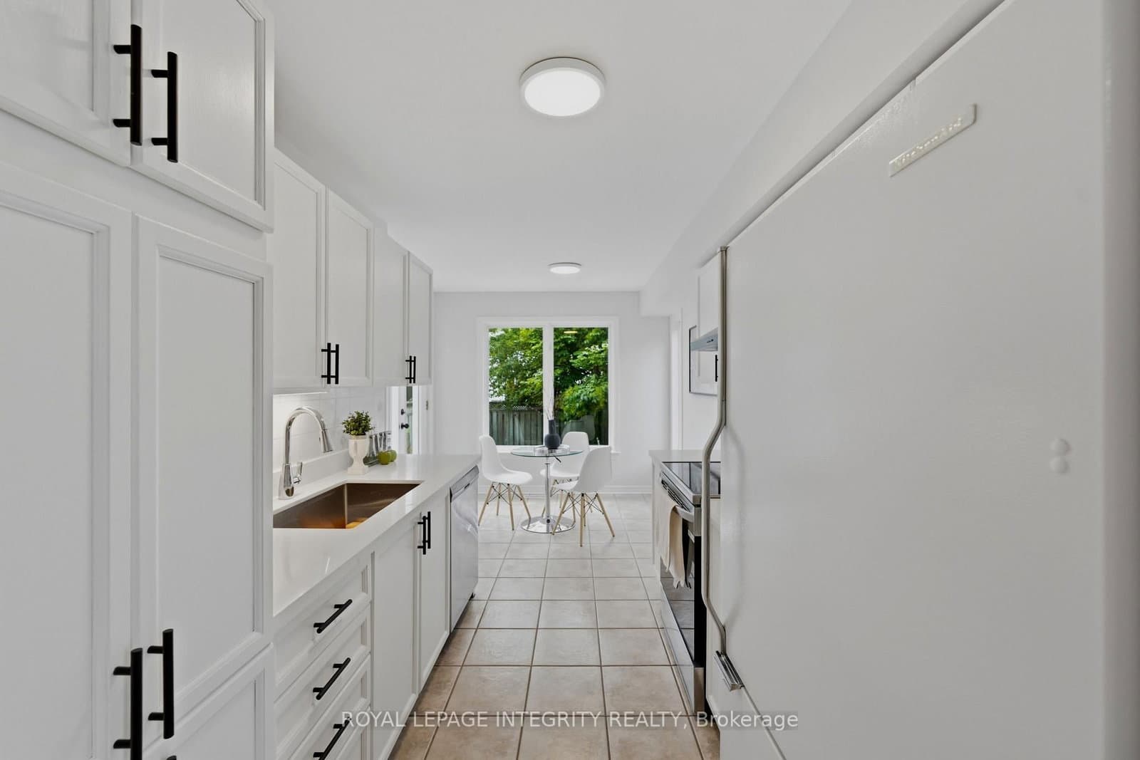 20 Redding Way thumbnail 9