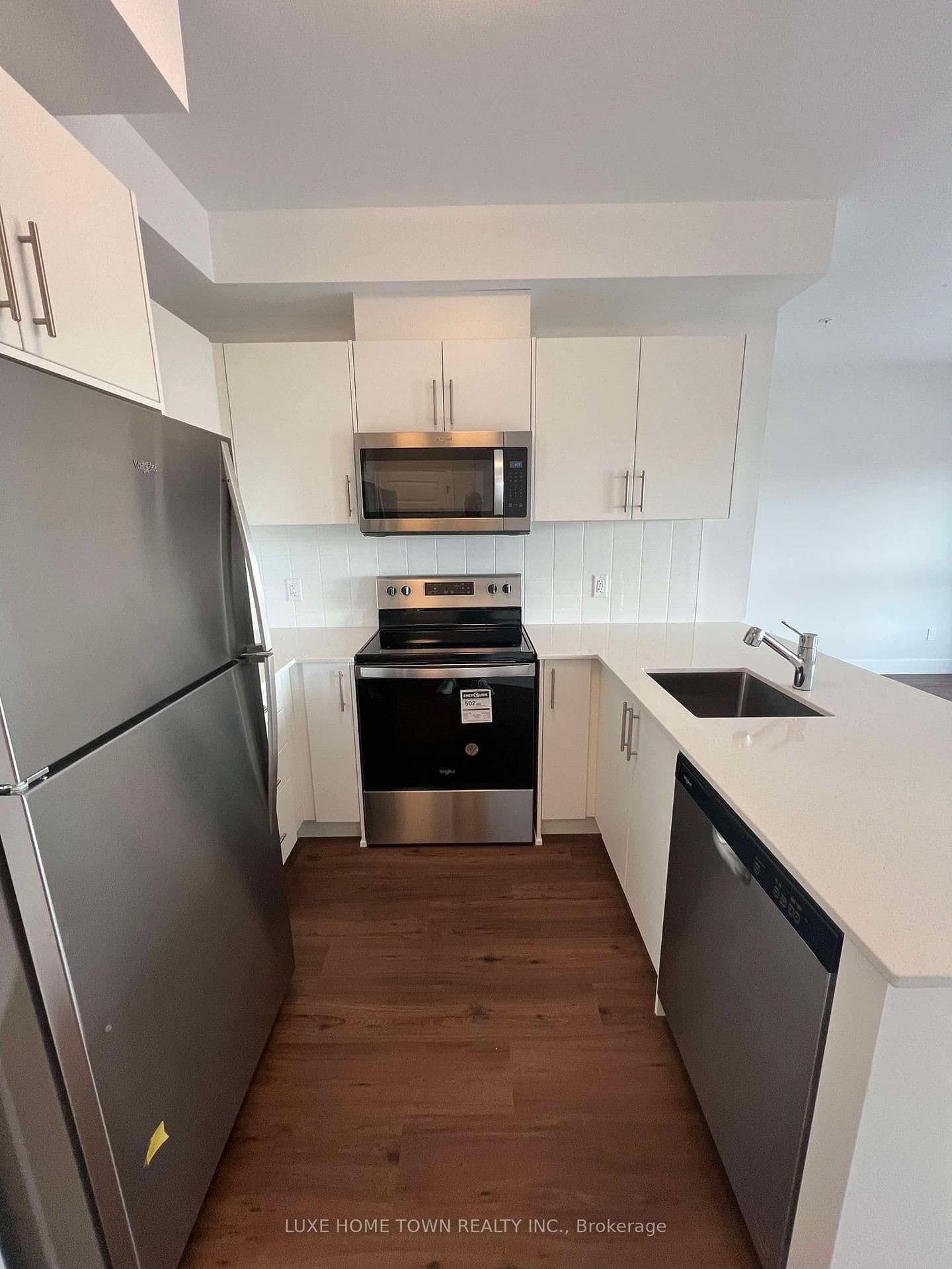 1000 Lackner Place, Unit 606 - Image 1