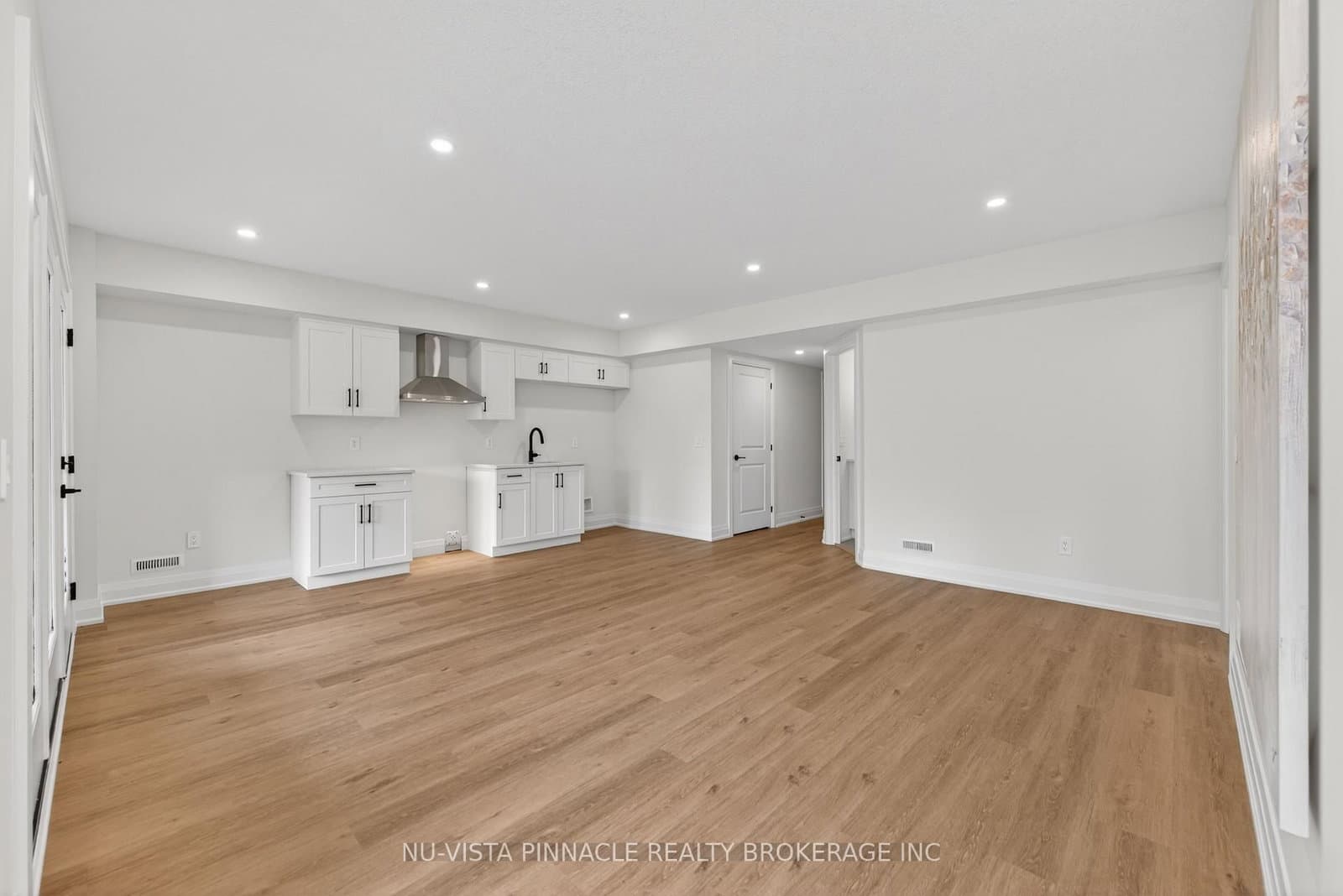 6875 Heathwoods Avenue thumbnail 38