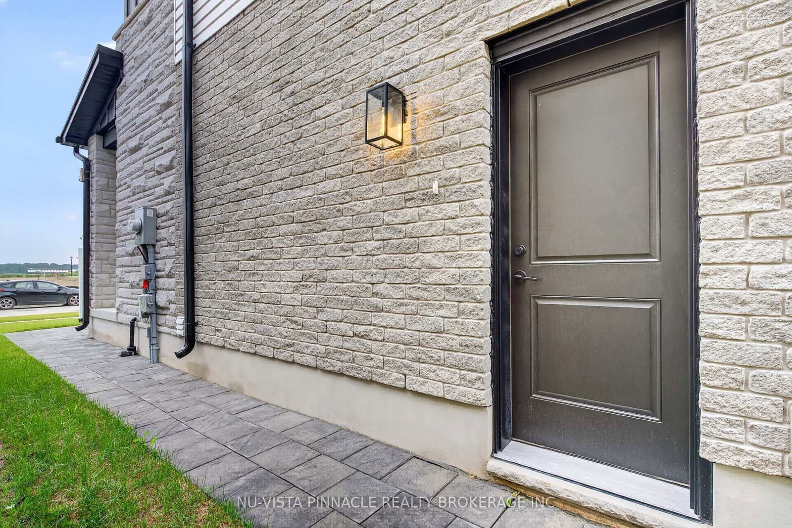 6875 Heathwoods Avenue thumbnail 42