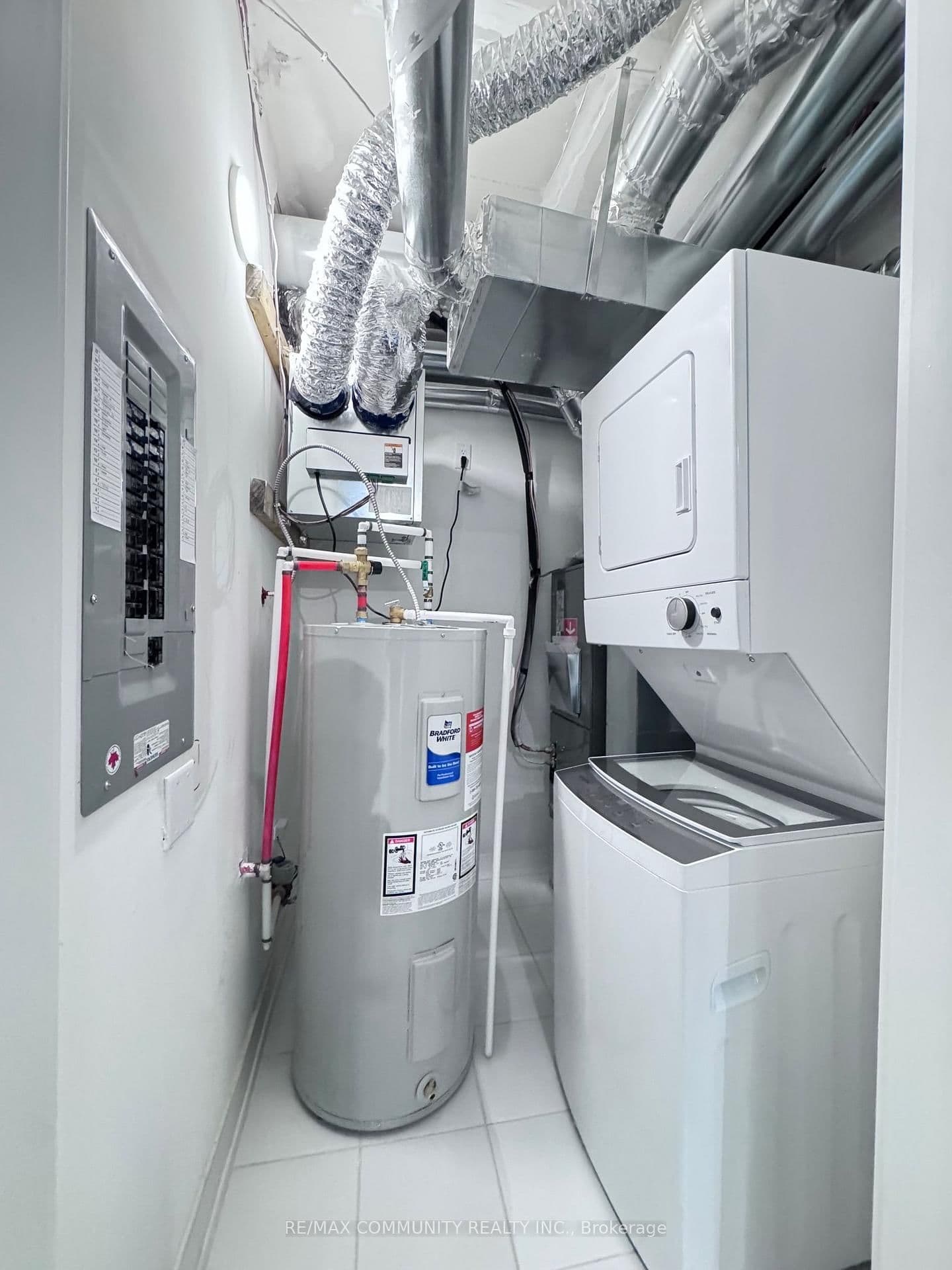 16 Melbourne Avenue, Unit 102B thumbnail 8