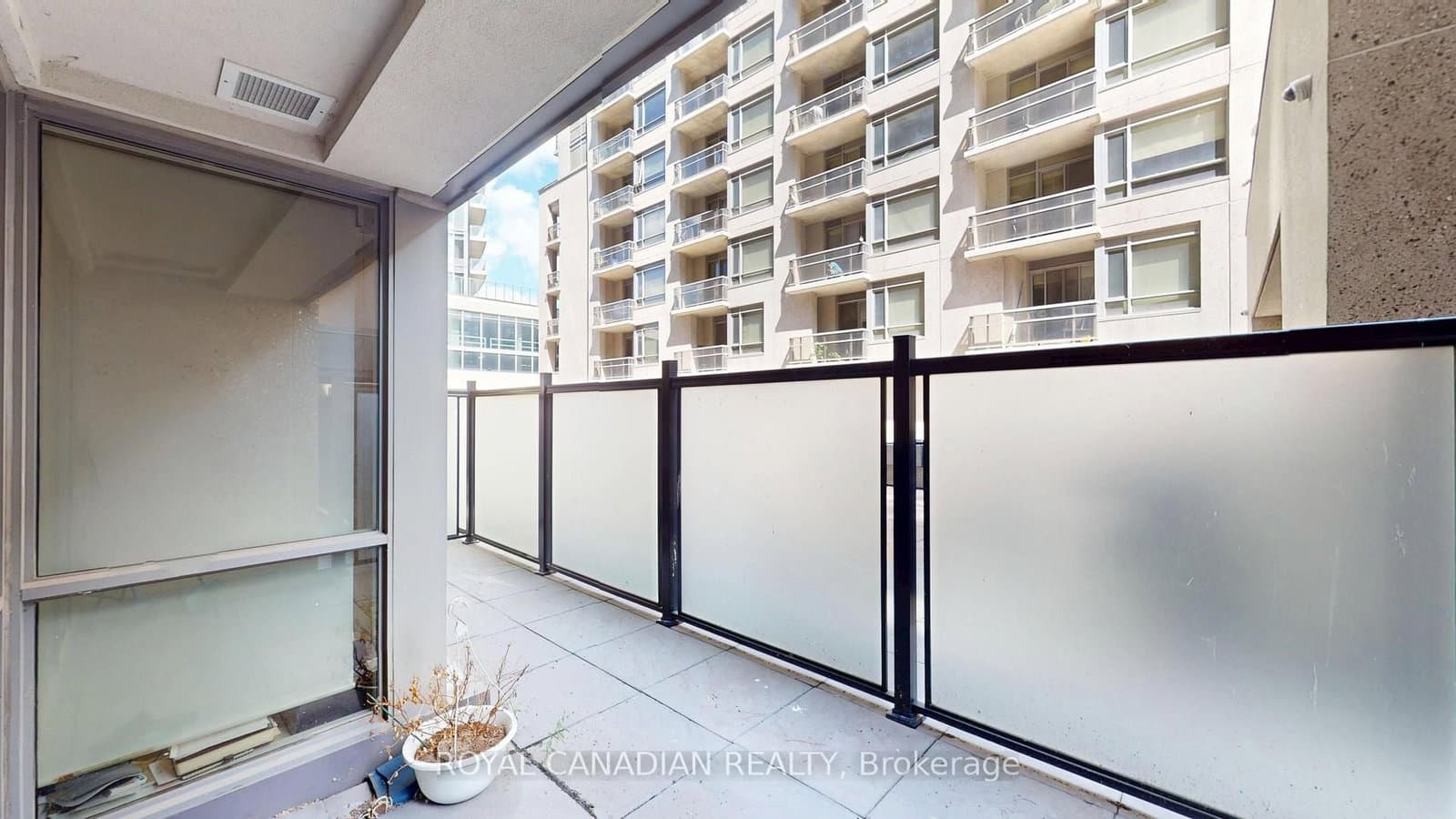 150 Main Street W, Unit 314 thumbnail 16