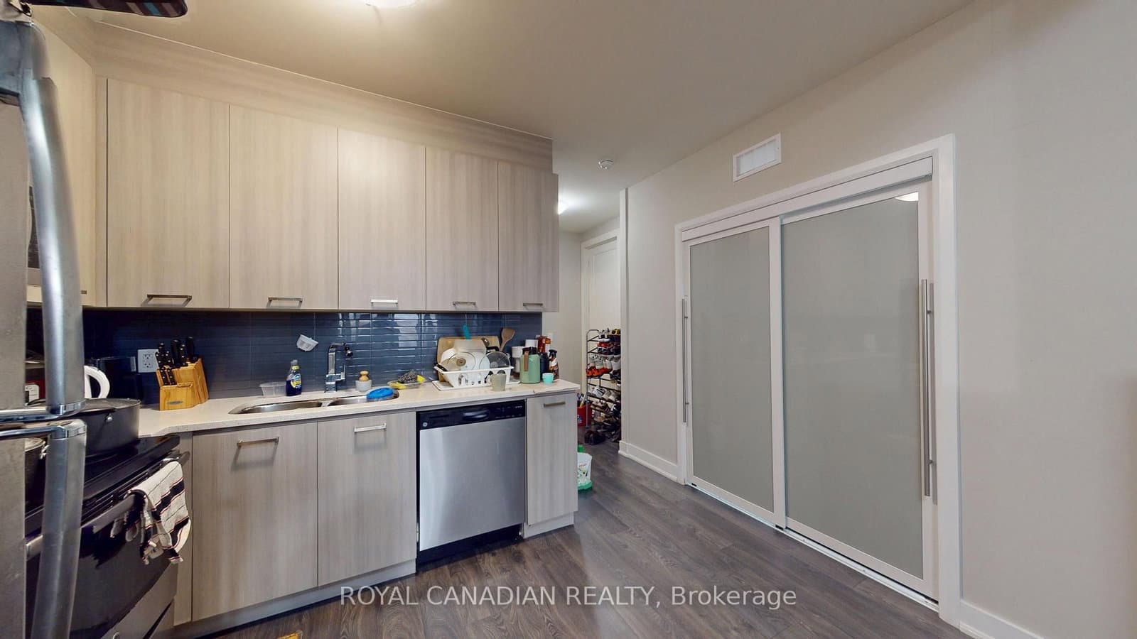 150 Main Street W, Unit 314 thumbnail 23