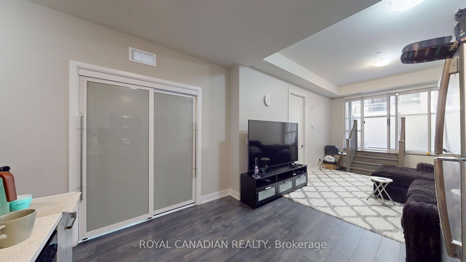 150 Main Street W, Unit 314 thumbnail 24