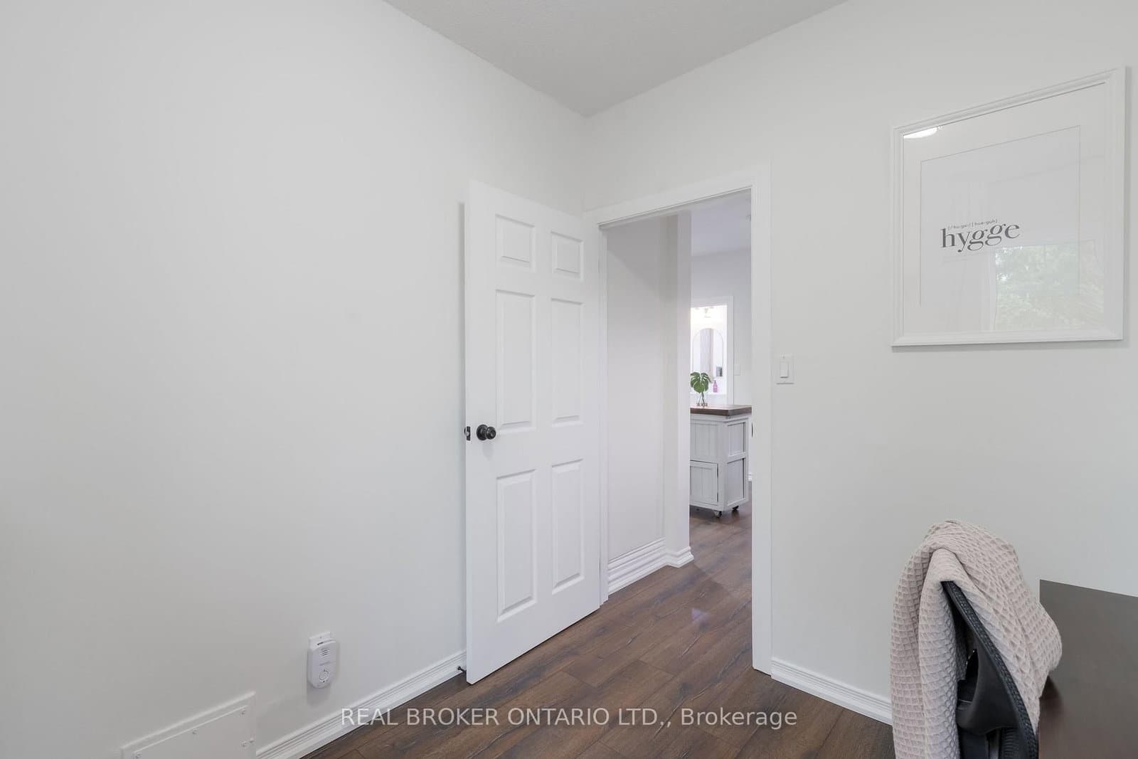 46 Murray Street E thumbnail 40