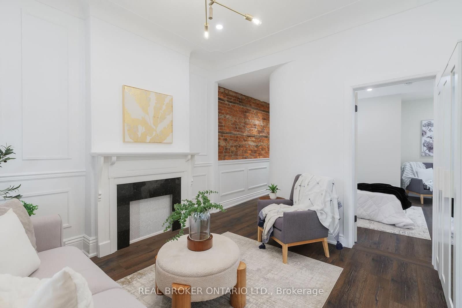 46 Murray Street E thumbnail 7