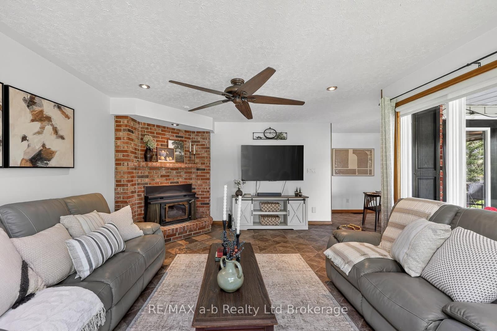 403745 Union Road thumbnail 18