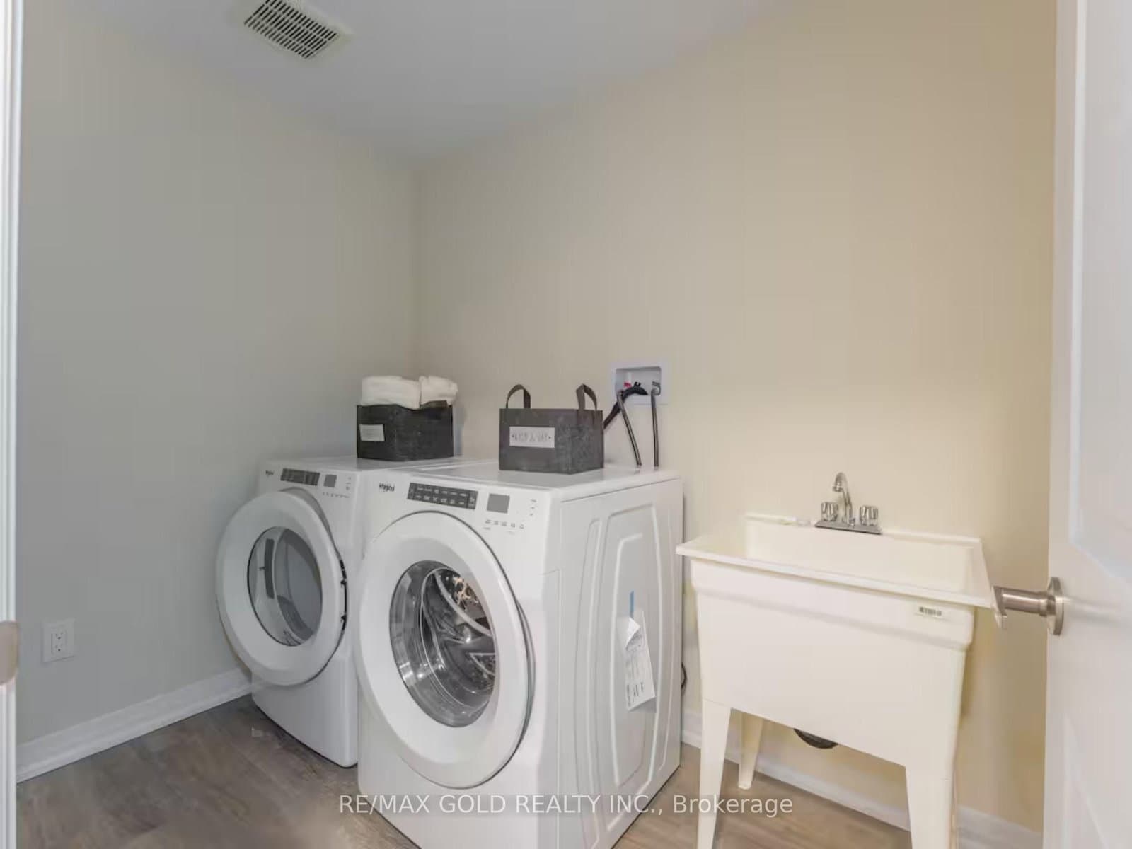 185 Bedrock Drive, Unit 13 thumbnail 35