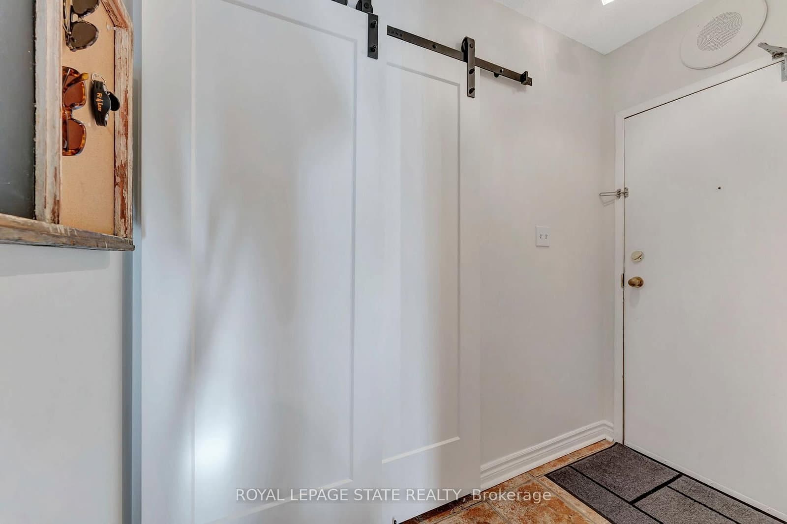 36 James Street S, Unit 701 thumbnail 12