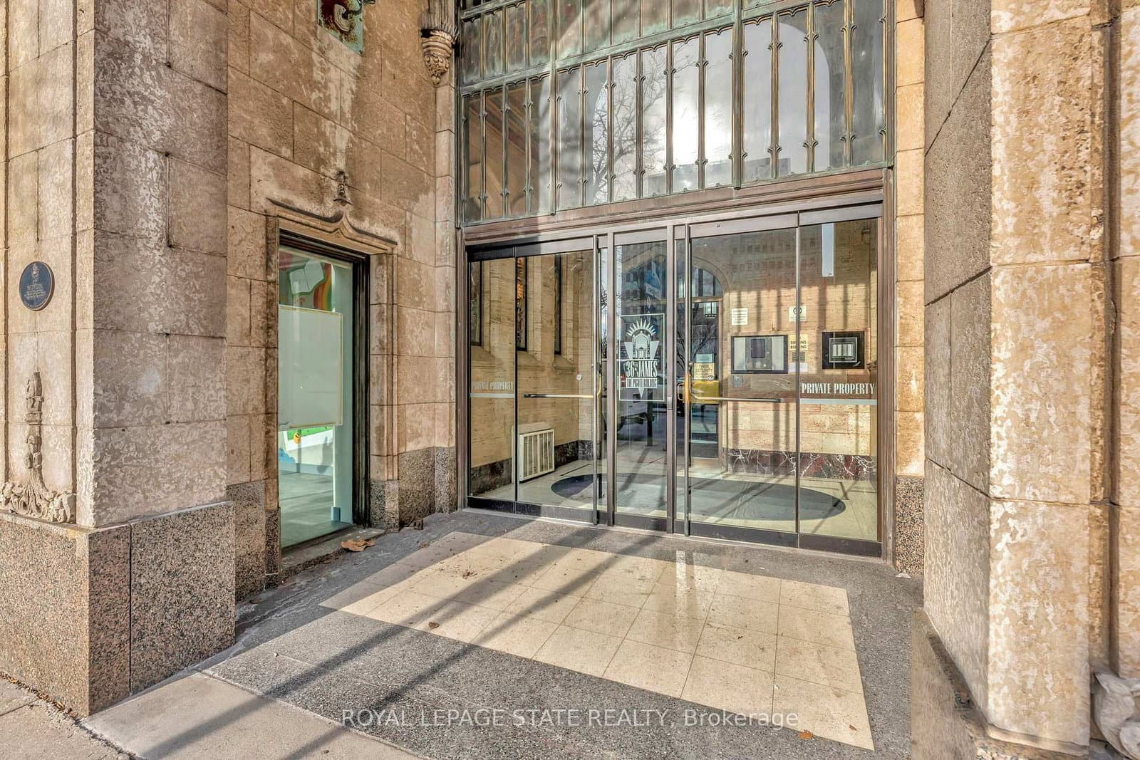 36 James Street S, Unit 701 thumbnail 5