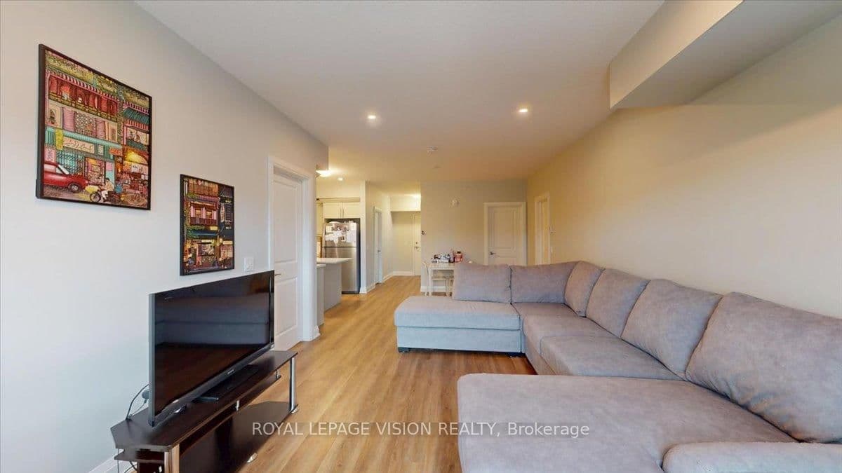 120 Summersides Boulevard, Unit 207 thumbnail 11
